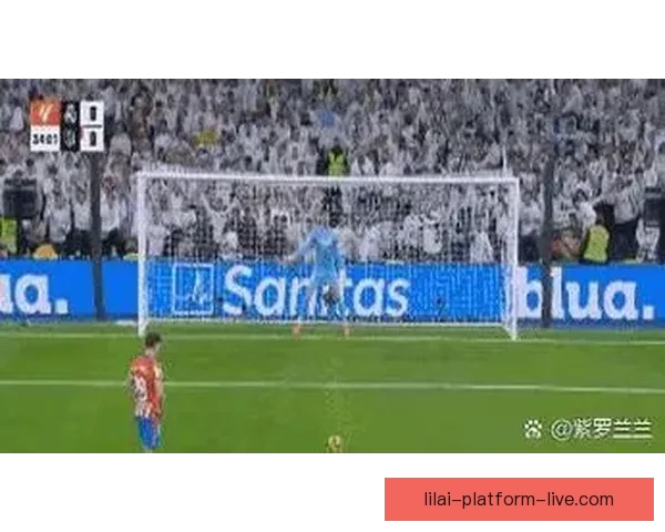 巴萨球员脚踩马竞球员脚踝无红牌 皇马队长妻子愤怒批评裁判偏袒