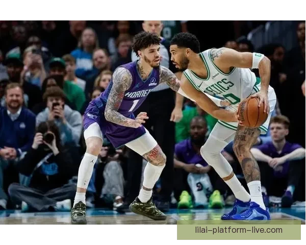 绿军锁定季后赛塔图姆达14000分普里查德三分火力助复仇黄蜂